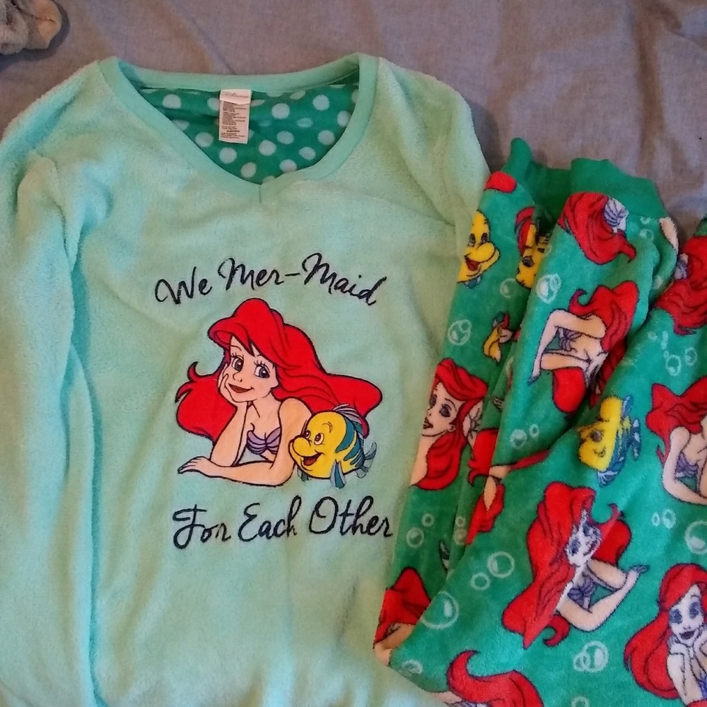 Disney little mermaid pj set